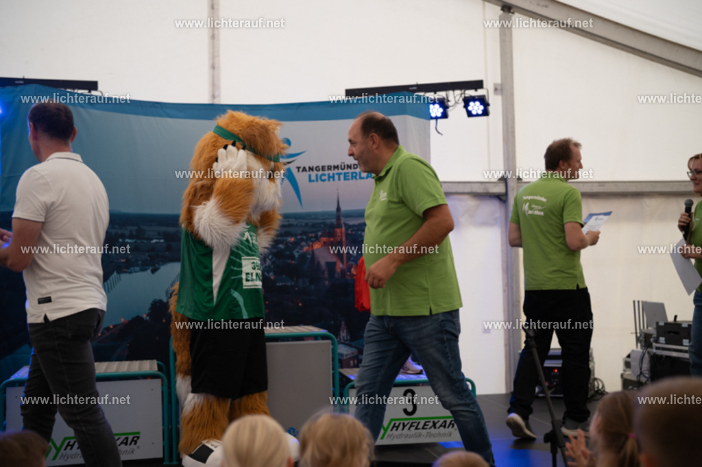 FSC08272 | Lichterlauf  - Realisiert mit Pictrs.com