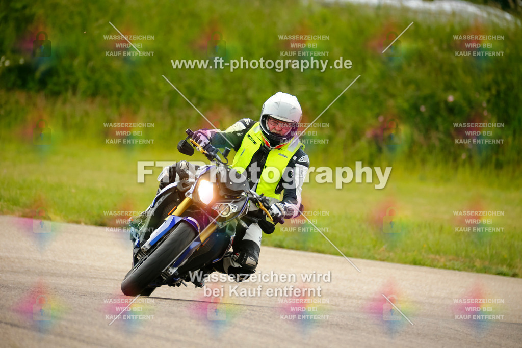_MOT1353 | Hier findet Ihr Bilder von Touristenfahrten auf der Nürburgring Nordschleife oder von anderen Veranstaltungen die ich besucht habe. Viel Spass beim Durch Schauen 