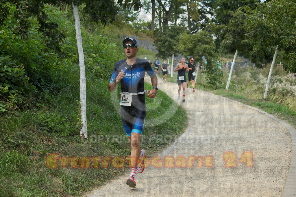 250824_1431_EX1_6529 | Sportfotografie im Rhein-Sieg Kreis, Köln, Bonn, NRW, Rheinland Pfalz, Hessen, etc. Unser Tätigkeitsfeld umfasst den Laufsport vom Volkslauf über den Marathon, Duathlon, Triathon bis zum Ultralauf wie Kölnpfad Ultra oder Schindertrail.