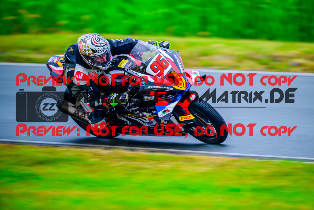 MaZZes_FotoMatrix_240727_6007705_8790 | STK