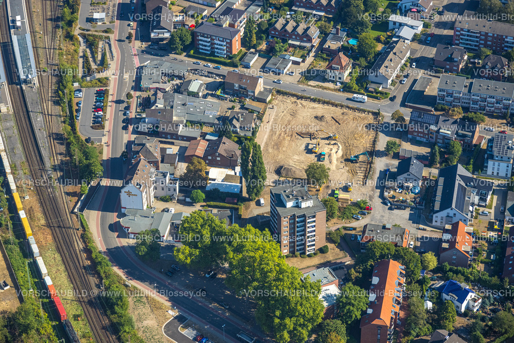 Wesel220806280 | Luftbild, Baustelle Fusternberger Straße Ecke Bleicherstege, Bombenfund, Fusternberg, Wesel, Ruhrgebiet, Nordrhein-Westfalen, Deutschland