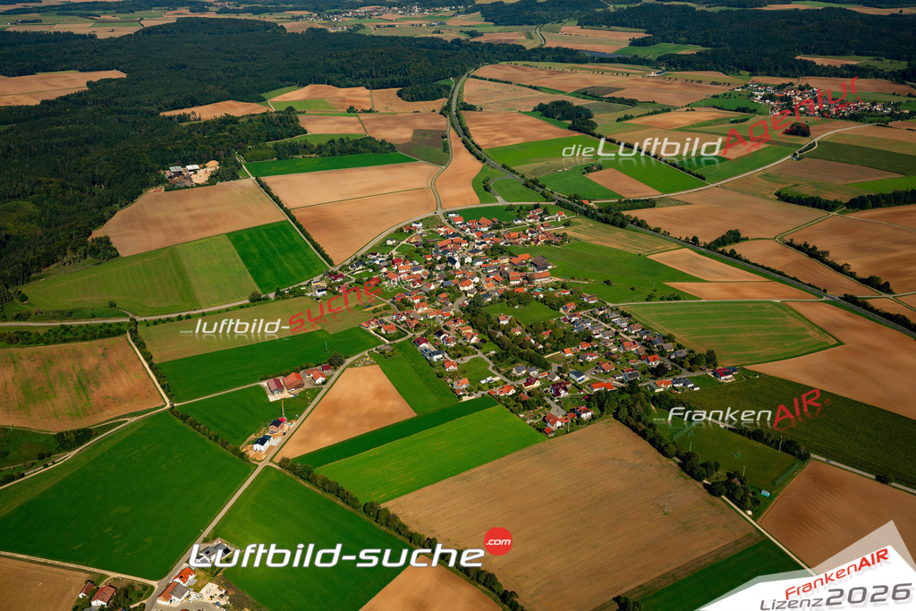 Das Luftbild zeigt : Kemnathen Breitenbrunn - Die Luftaufnahme wurde 2023 vom UL-Flugzeug aus erstellt ( keine Drohne ) - Hochauflösende Luftaufnahme - Für grossformatige Ausdrucke geeignet. Die Geschenkidee !Mit Lizenz und Bildrechte bestellbar
