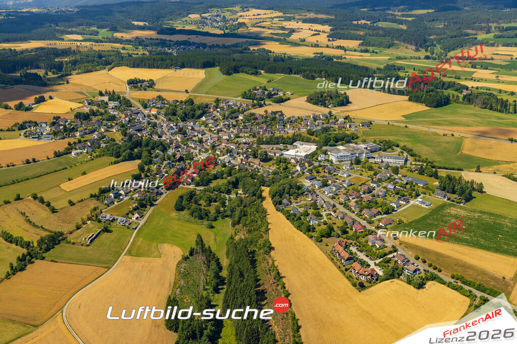Schöne Luftaufnahme Marlesreuth Naila - Die Luftaufnahme wurde 2025 vom Flugzeug heraus erstellt ( keine Drohne ) - Hochauflösende Luftaufnahme - für professionelle Ausdrucke geeignet. Die Geschenkidee !Mit Lizenz und Bildrechte bestellbar