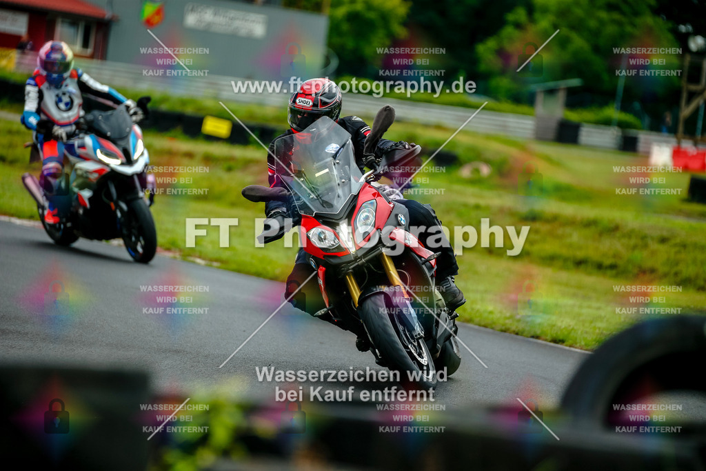 VBK-3790 | Hier findet Ihr Bilder von Touristenfahrten auf der Nürburgring Nordschleife oder von anderen Veranstaltungen die ich besucht habe. Viel Spass beim Durch Schauen 