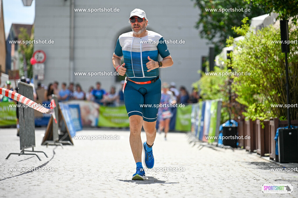 SZI_7403 | Stadttriathlon Erding 2025. #yourpictrs #sportshot_your_pictrs @Sportshotphotography #stadttriathlonerding Copyright: www.sportshot.de