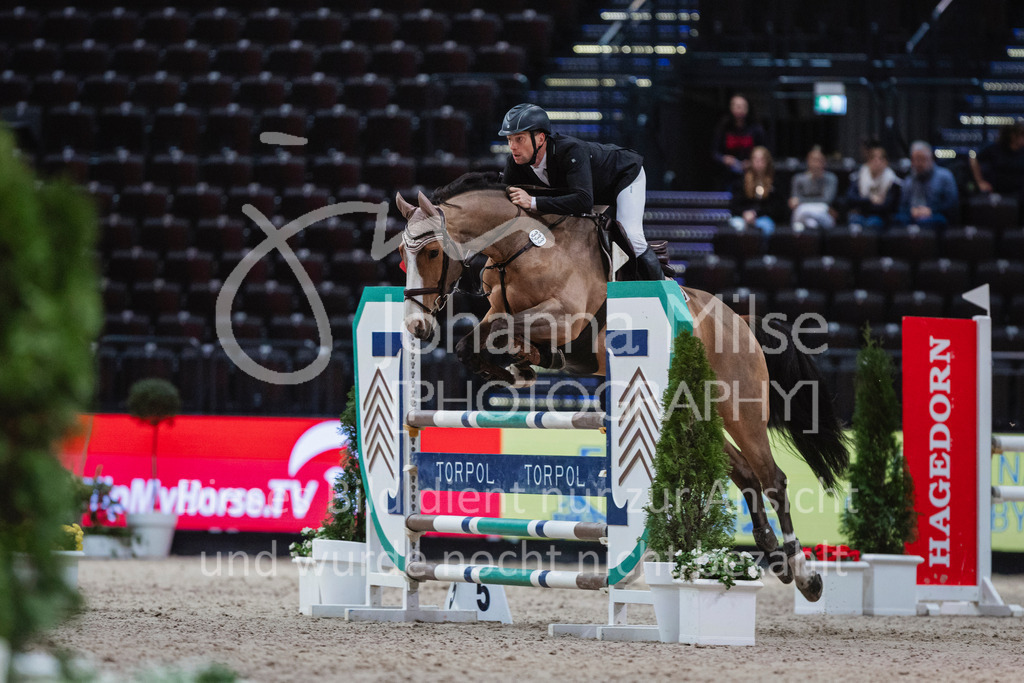 240120_Leipzig_AmateurSmall-206 | Deine schönsten Turniermomente als professionelle Fotos! Entdecke hochwertige Pferdesport-Fotografie im Online-Shop. Jetzt Fotos finden & bestellen!