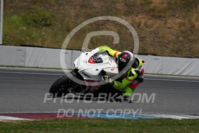 2024_07_21_PBK_33013 | Sportfotografie; SlowMotion; Video; Rennstrecke; Hafeneger; Speer; Racing; RSE; BMW; CBO; Trackday; Motorsportarena; Hockenheimring; Brno; Most; Barcelona; Valencia