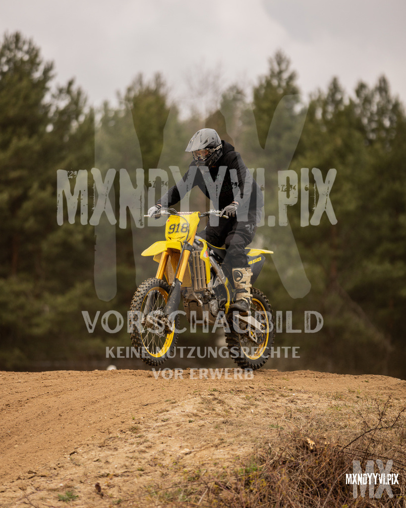 866A1095 | mxndyyvipix