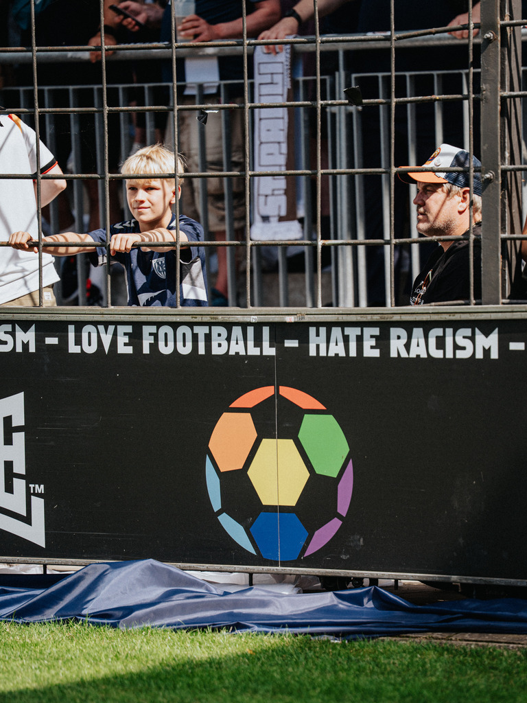 FCSP_YD-09974 | Babelsberg 03 Fotoshop - Realisiert mit Pictrs.com
