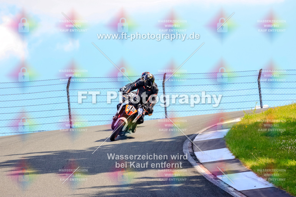 _TCM4228 | Hier findet Ihr Bilder von Touristenfahrten auf der Nürburgring Nordschleife oder von anderen Veranstaltungen die ich besucht habe. Viel Spass beim Durch Schauen 