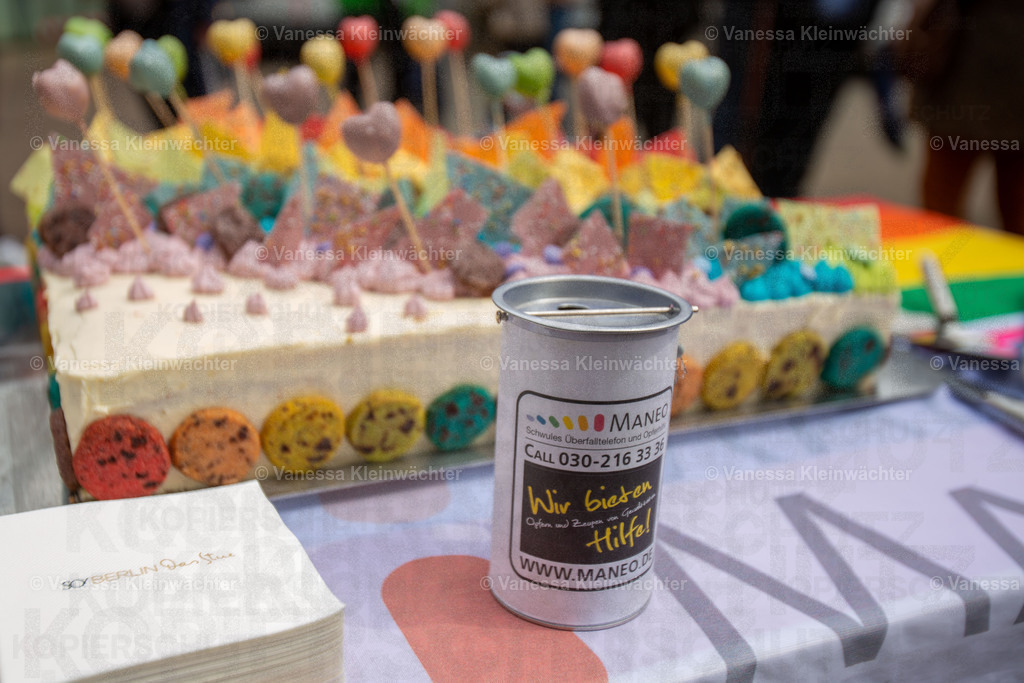 220517_IDAHOBITA_Maneo-4 | Vanessa Kleinwächter - Realisiert mit Pictrs.com