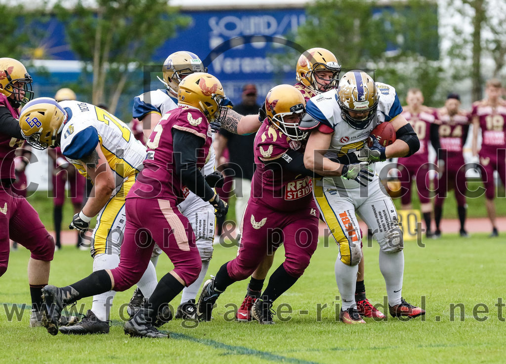2022-04-30_045_Erding_Bulls_gegen_Regensburg_Phoenix | Erding, Deutschland, 30.04.2022:
Football, Regionalliga 2022, 1. Spieltag, Erding Bulls gegen Regensburg Phoenix

Foto: Christian Riedel / fotografie-riedel.net