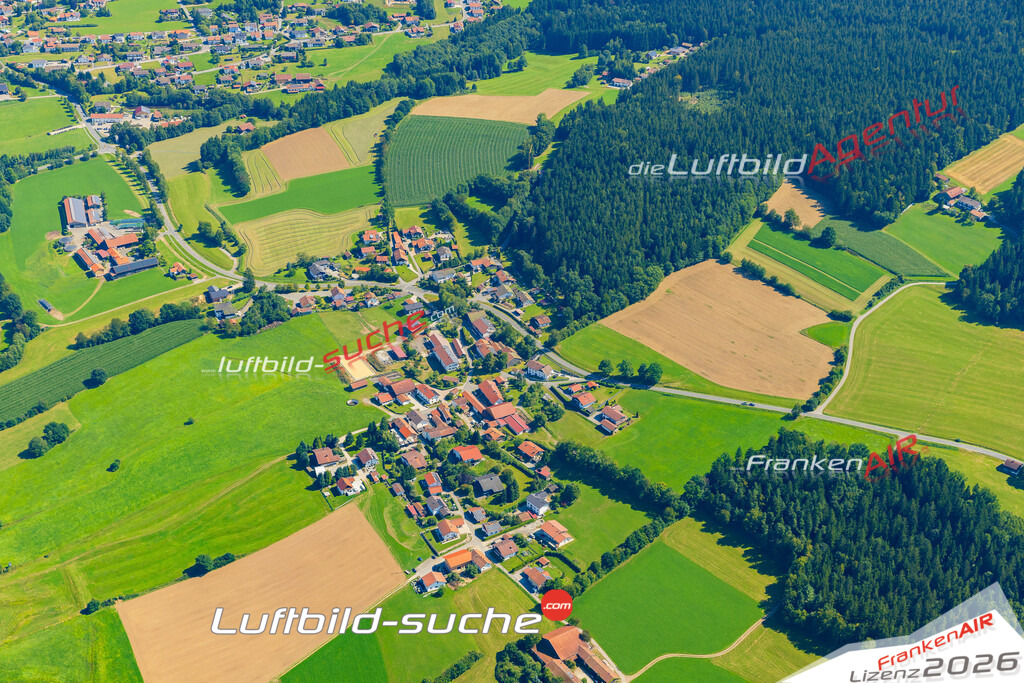 Gotzendorf Hohenwarth Bild- Das Luftbild wurde 2025 vom UL-Flugzeug heraus erstellt ( keine Drohne ) - Hochauflösende Luftaufnahme -Nicht vergleichbar mit Google Maps oder Satelittenbilder- Die Geschenkidee !Mit Lizenz und Bildrechte bestellbar