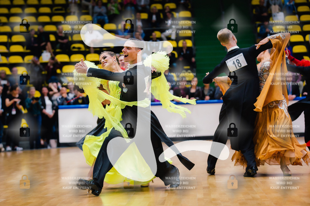 Hessen Tanzt WDSF International Open Standard 5th (86) Vladyslav Tsykhanovskyi _ Veronika Tsikhanovska (Schwarz-Weiß-Club Pforzheim)-2025-05-17-0012 | Webshop for digital downloads and prints of dance sport, event & show photographer Julian Link - Realisiert mit Pictrs.com