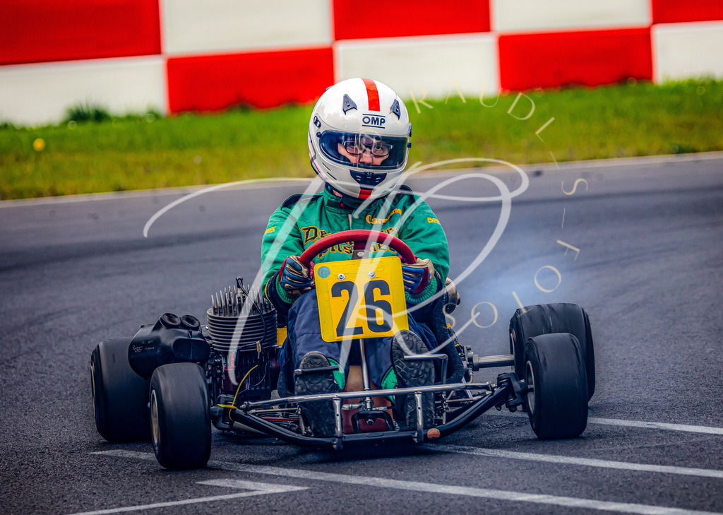 9D89D20D-A06B-4850-AE16-B8AB6DC0E64D | traudl_s_fotos