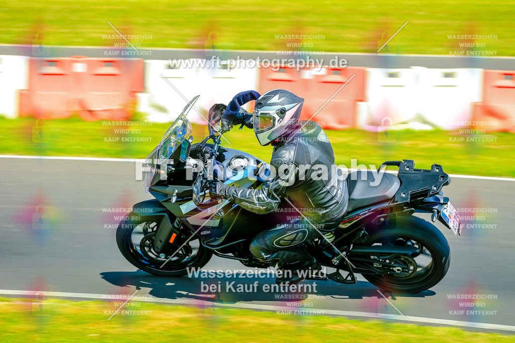 _NBG4696 | Hier findet Ihr Bilder von Touristenfahrten auf der Nürburgring Nordschleife oder von anderen Veranstaltungen die ich besucht habe. Viel Spass beim Durch Schauen 