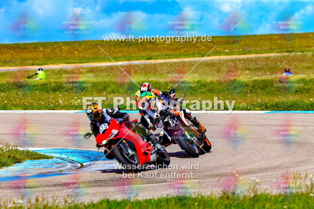 089-6018 | Hier findet Ihr Bilder von Touristenfahrten auf der Nürburgring Nordschleife oder von anderen Veranstaltungen die ich besucht habe. Viel Spass beim Durch Schauen 