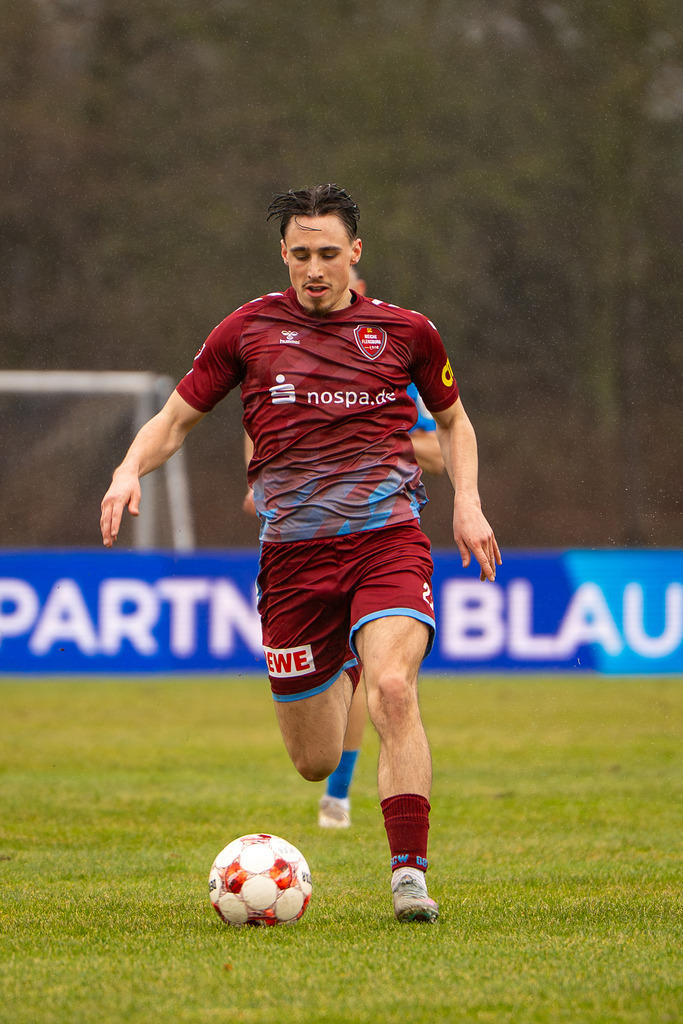 Fußball I Herren I Saison 2025-2026 I Regionalliga Nord I 23. Spieltag I TuS Blau-Weiß Lohne - SC Weiche Flensburg 08 I 0035 | Ole Wagner (21, SC Weiche Flensburg 08) - Realisiert mit Pictrs.com