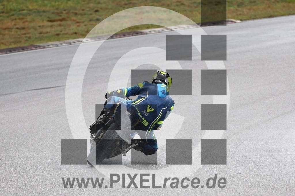 top-20250914_13317 | Schöne Erinnerungen an spannende Momente - das festzuhalten ist unser Job. PIXELrace.de ist seit 2003 auf den Rennstrecken Europas unterwegs um die Action draußen beim Fahren und die wunderbare Stimmung imm Fahrerlager für euch einzufangen.