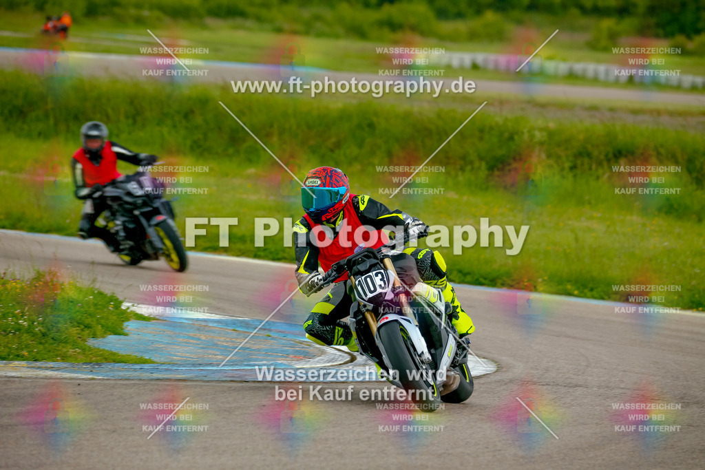 _MOT2330 | Hier findet Ihr Bilder von Touristenfahrten auf der Nürburgring Nordschleife oder von anderen Veranstaltungen die ich besucht habe. Viel Spass beim Durch Schauen 