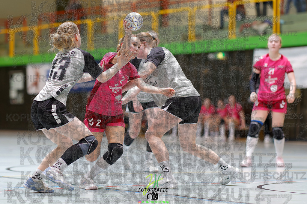 Hessenmeisterschaft wJC - Spiel um Platz 3; TuS Kriftel - SG Schenklengsfeld | Hessenmeisterschaft wJC - Spiel um Platz 3; TuS Kriftel - SG Schenklengsfeld am 22.03.2025 in Biedenkopf (Sporthalle Lahntalschule)Photo © 2025 - Jörg Heinrich - Realisiert mit Pictrs.com