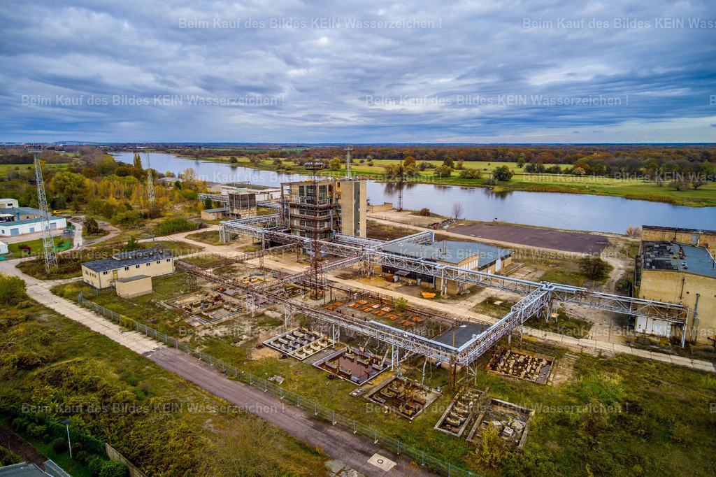 Fahlberg List alt-0009 | Aktuell wird im City Carrè die Ausstellung "Magdeburg von ganz oben" mit Luftbildern der Stadt präsentiert. Diese Ausstellung zeigt Luftaufnahmen der Stadt, die die Entwicklung Magdeburgs über die Jahre dokumentieren.&nbsp; Die Ausstellung "Magdeburg von ganz oben" läuft vom 5. bis 30. Mai 2025
 - Realisiert mit Pictrs.com