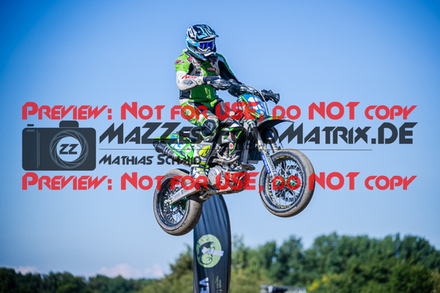 MaZZes_FotoMatrix_220904_3539 | UE40