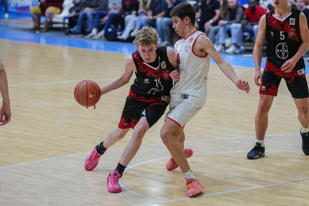 JBBL BAYER GIANTS @ BBV Rheinstars Köln-107 | Fotos von Basketballspielen aus dem Raum NRW fotografiert von Gero Mueller-Laschet und Daniel Schaefer - Realisiert mit Pictrs.com