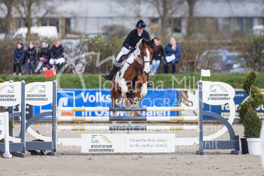 260404_Fruehlingsfest_SprPf-L-206 | Deine schönsten Turniermomente als professionelle Fotos! Entdecke hochwertige Pferdesport-Fotografie im Online-Shop. Jetzt Fotos finden & bestellen!