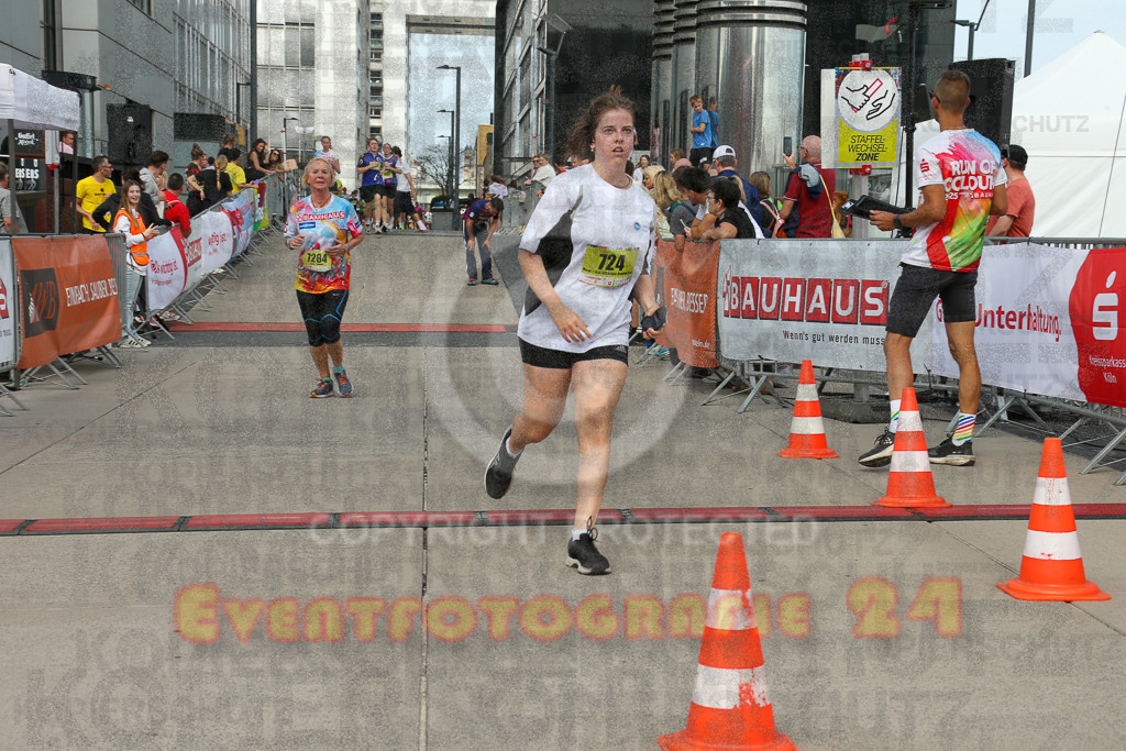 250920_1332_EX1_5351 | Sportfotografie im Rhein-Sieg Kreis, Köln, Bonn, NRW, Rheinland Pfalz, Hessen, etc. Unser Tätigkeitsfeld umfasst den Laufsport vom Volkslauf über den Marathon, Duathlon, Triathon bis zum Ultralauf wie Kölnpfad Ultra oder Schindertrail.