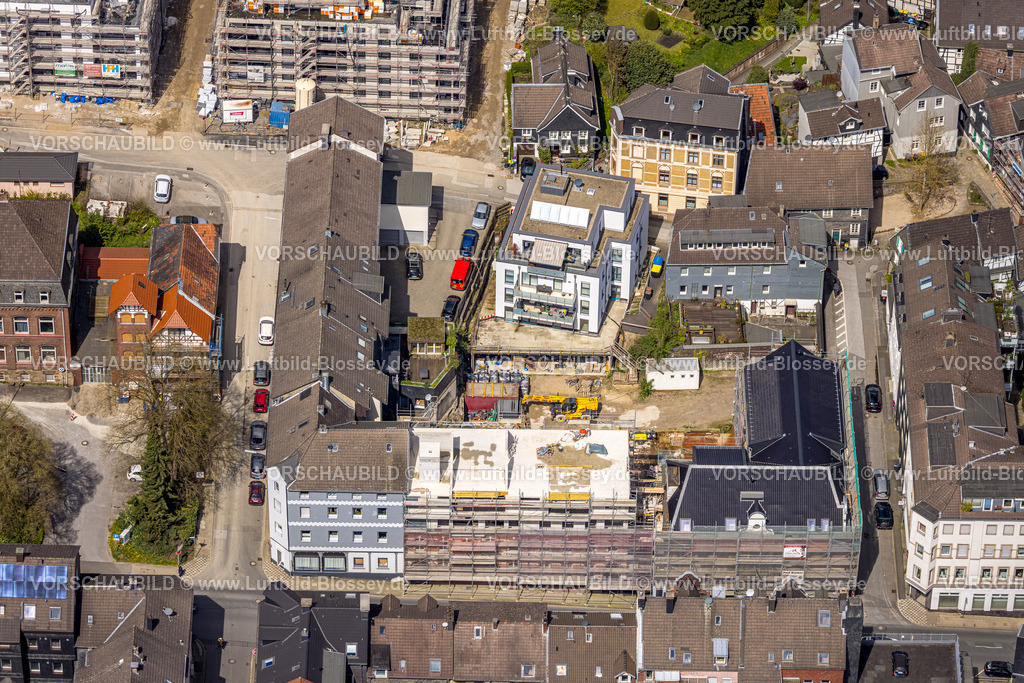 Velbert230407325Neviges | Luftbild, Baustelle mit Neubau an der Wilhelmstraße Ecke Im Koven, Neviges, Velbert, Ruhrgebiet, Nordrhein-Westfalen, Deutschland