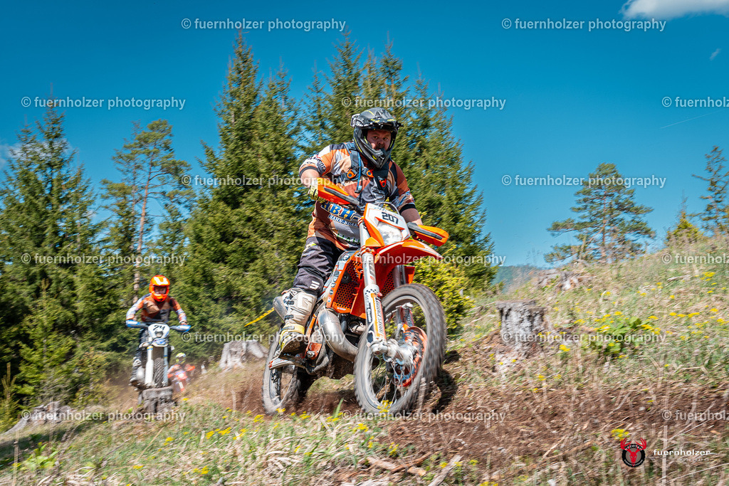 fuernholzer_250501-C1-484 | Fotografische Impressionen von der Red Stag Enduro Extreme by fuernholzer-photography.com. Endurosport in Österreich fotografisch festgehalten von fuernholzer. Auftragsfotografie für Private, Gewerbefotos und Industriefotografie. Eventfotografie, Sportfotografie und Motorsportfotografie. Anbieter von Fotoworkshops, Fototraining, fotografischen Vorträgen und Fotoseminaren.