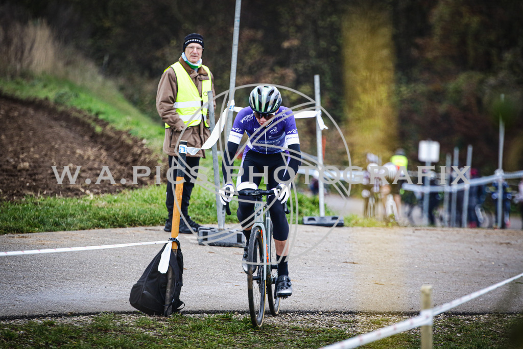 ..... | AUSTRIA, 24.11.24, 3.Radquerfeldein GP um das Sportzentrum Gunskirchen Image shows: Photo: Wapics / Andreas Willdoner