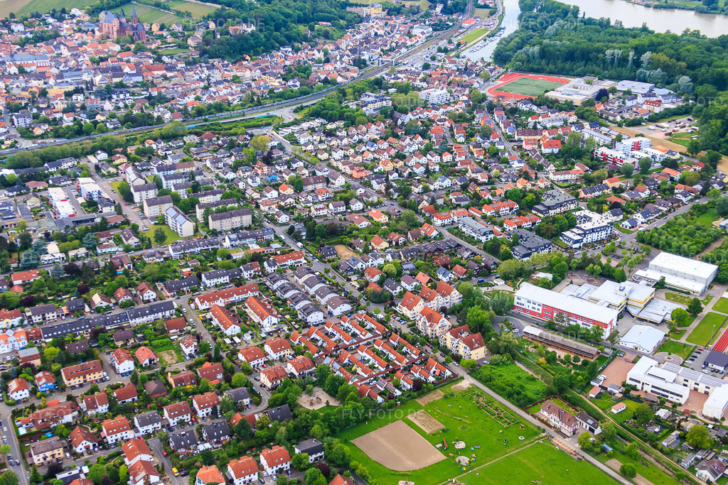 Luftbild: Im Kläuerchen in Oppenheim im Bundesland Rheinland-Pfalz in Deutschland. Foto: IMG_088476.jpg vom 17.05.2016 durch Werner Riehm/FLY-FOTO.de
