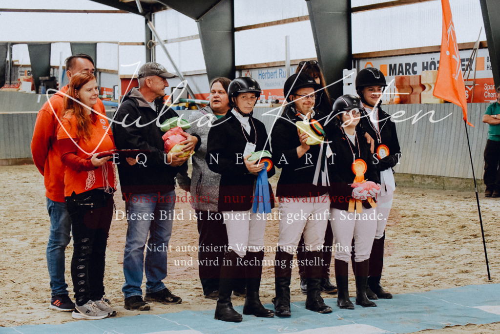 DSC_7086 | Pferde- und Turnierfotografie in Westsachsen. Pferdeportraits, Auftragszeichnungen und intuitive Kunst.