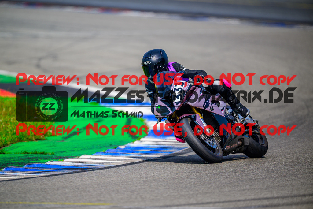 MaZZes_Fotomatrix_20250609_6007705_0101-3 | INST