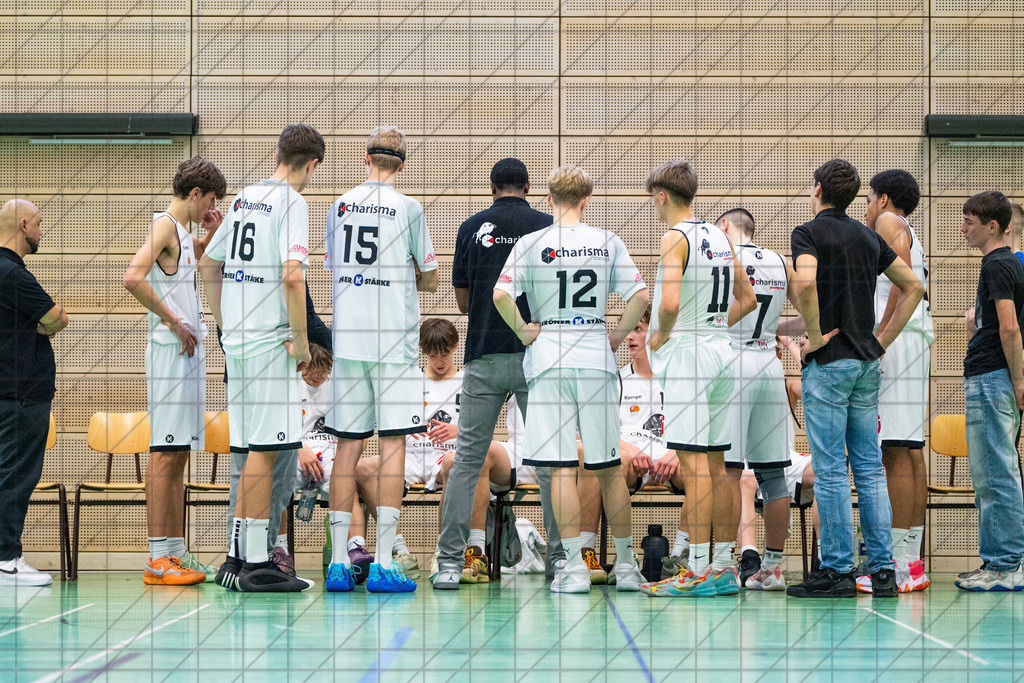 JBBL 24/25 | 27.10.2024 | Charisma Young Bulls vs. BBA Hagen | JBBL 24/25 | 27.10.2024 | Charisma Young Bulls vs. BBA Hagen - - - - - CREDIT, www.bullenfotos.de, Martin König, Hörner Weg 40, D-49078 Osnabrück, +4917663732967, Nutzung und Weitergabe nur zu den vereinbarten Zwecken. Presseanfragen an Urheber. Alle Rechte beim Urheber. - - - - - - Realisiert mit Pictrs.com
