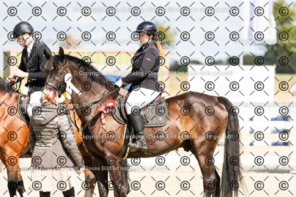 CL5A3800 | Emilia Reinking Fotografie - Realisiert mit Pictrs.com