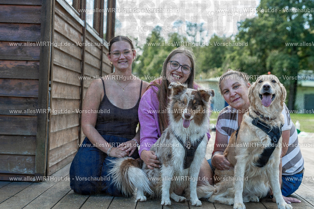 Hundeschwimmen_Volksbad_2026-allesWIRTHgut_Tierfotografie-2609061422-7R501081 | Professionelle Tierfotografie in Mönchengladbach von Daniel Wirth (allesWIRTHgut). Liebevolle & natürliche Bilder von Hunden & Katzen für unvergessliche Erinnerungen.