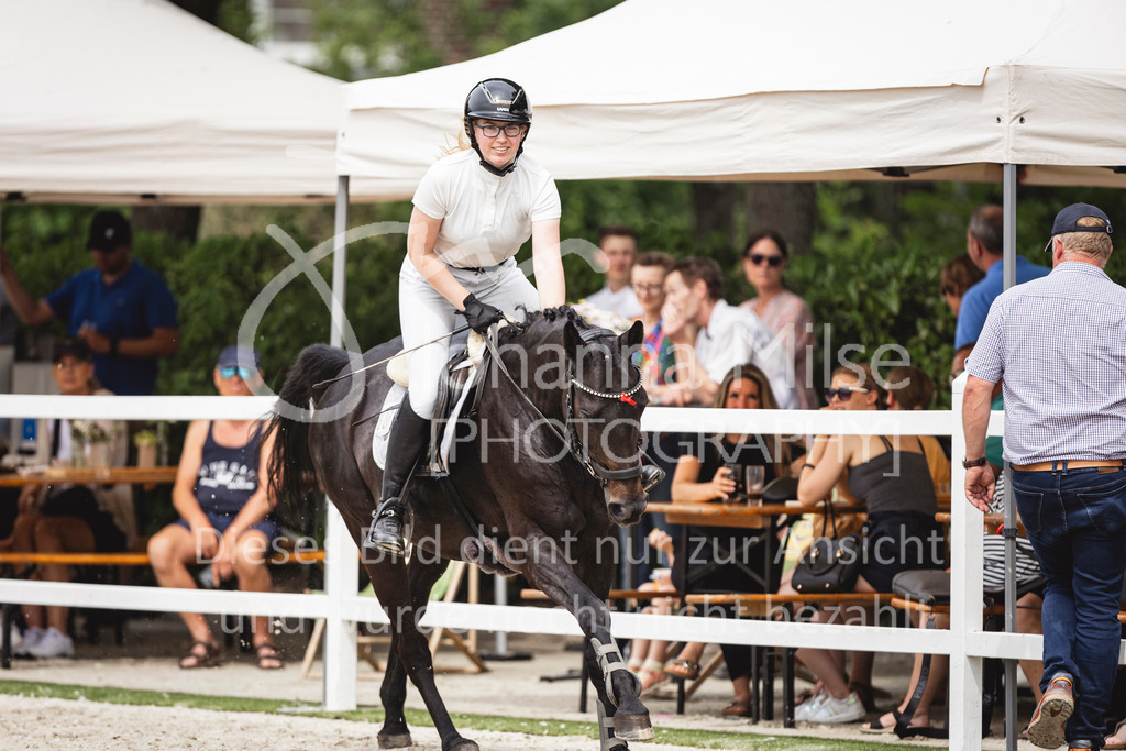 250622_Lemwerder_M2-SprmstAnf-803 | Deine schönsten Turniermomente als professionelle Fotos! Entdecke hochwertige Pferdesport-Fotografie im Online-Shop. Jetzt Fotos finden & bestellen!