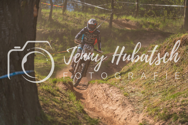 JHF.ECHT.4h.Samstag1735 | jennyhubatsch-endurofotografie