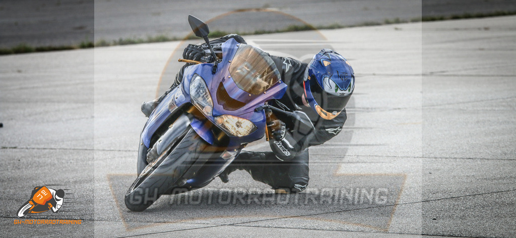 IMG_0767-3 | gh-motorradtraining-foto.de - Realisiert mit Pictrs.com