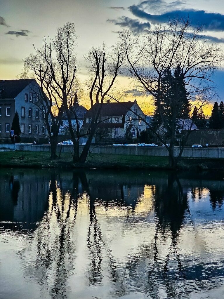 PSX_20230411_215725 | mtkfoto_ - Realisiert mit Pictrs.com