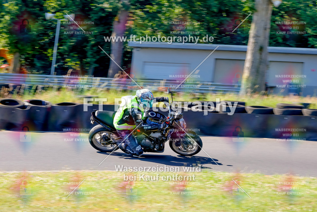 _MOT8944 | Hier findet Ihr Bilder von Touristenfahrten auf der Nürburgring Nordschleife oder von anderen Veranstaltungen die ich besucht habe. Viel Spass beim Durch Schauen 