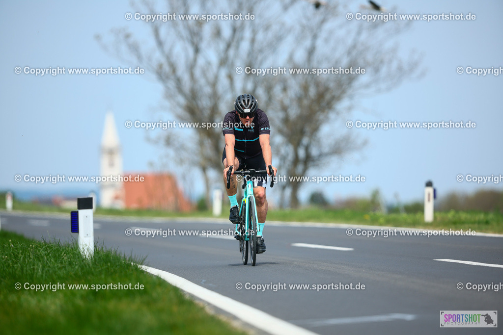 618_TRA56765 | Neusiedlersee Radmarathon 2026@sportshot_your_pictrs #yourpictures#roadtowm2029 #nrm #neusiedlerseeradmarathon #neusiedlersee #neusiedlerseetourismus #burgenland #mörbisch #nrm26 #burgenlandtourismus #voglundco #poweredbyburgenlandtourismus #radsport #rad #marathon #ucigranfondo #visitburgenland #ucigranfondoworldseries