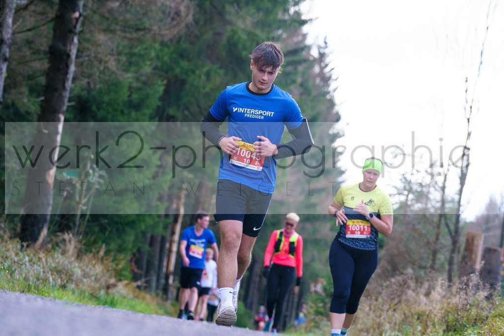 Herbstlauf 2024 | Rennsteig-Herbstlauf von Neuhaus am Rennweg nach Masserberg am 6. Oktober 2024