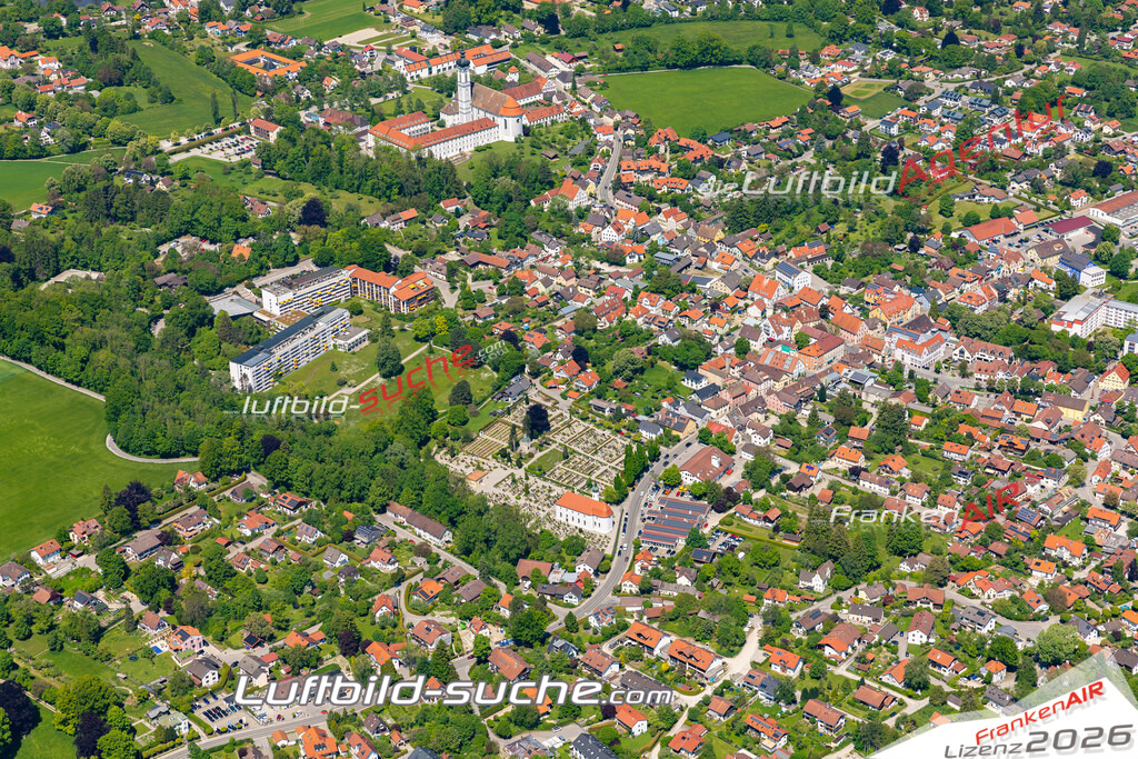 Aktuelles Luftbild von  diessen-am-ammersee - Die Luftaufnahme wurde 2021 mittels UL-Flugzeug erstellt ( keine Drohne ) - hochauflösende Kamera-Systeme von  Canon -Beste Qualität - Für grossformatige Ausdrucke geeignet. Die Geschenkidee !