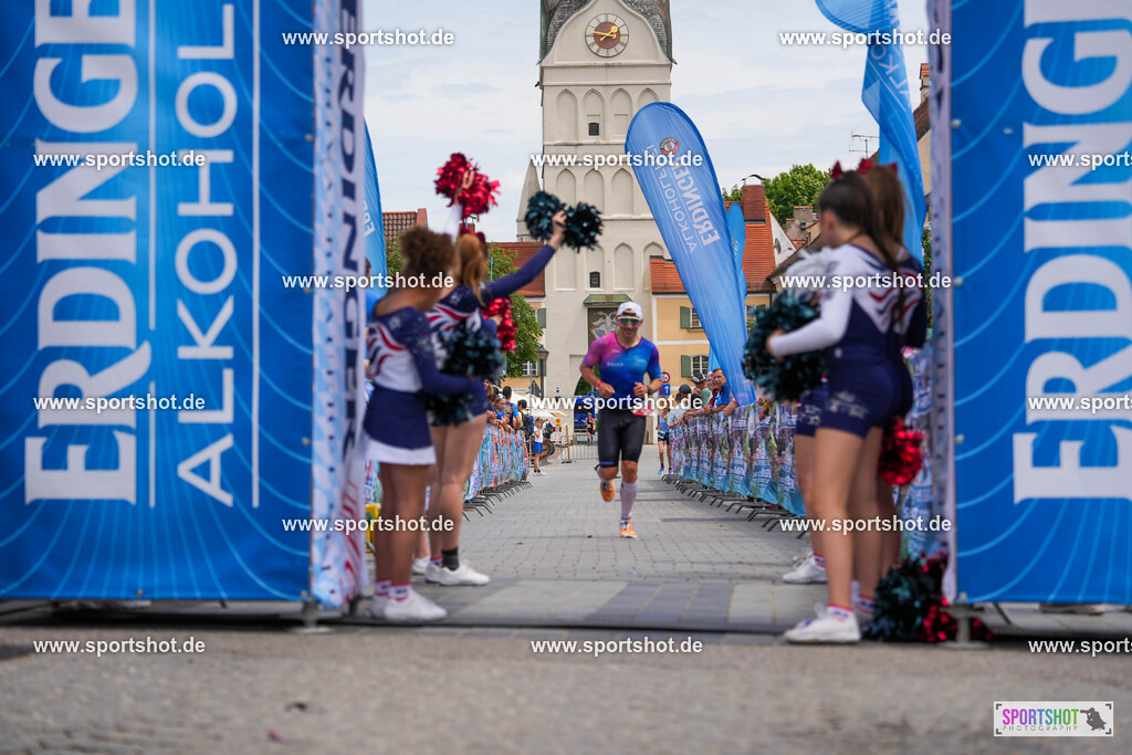 DSC04037 | Stadttriathlon Erding 2025. #yourpictrs #sportshot_your_pictrs @Sportshotphotography #stadttriathlonerding Copyright: www.sportshot.de