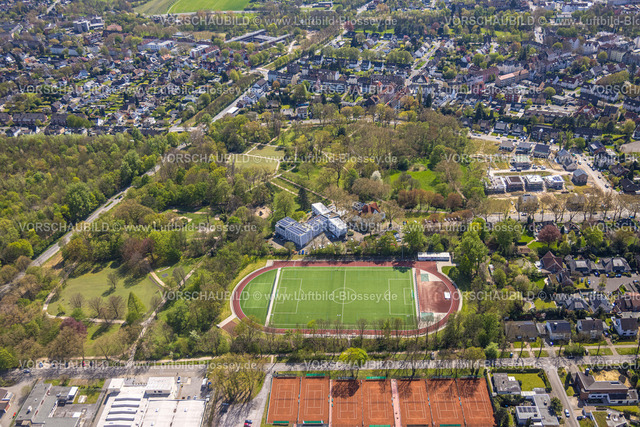 Herne230403039Ost | Luftbild, Stadtgarten mit Parkhotel, Sportplatz Schäferstraße 1, Herne-Mitte, Herne, Ruhrgebiet, Nordrhein-Westfalen, Deutschland