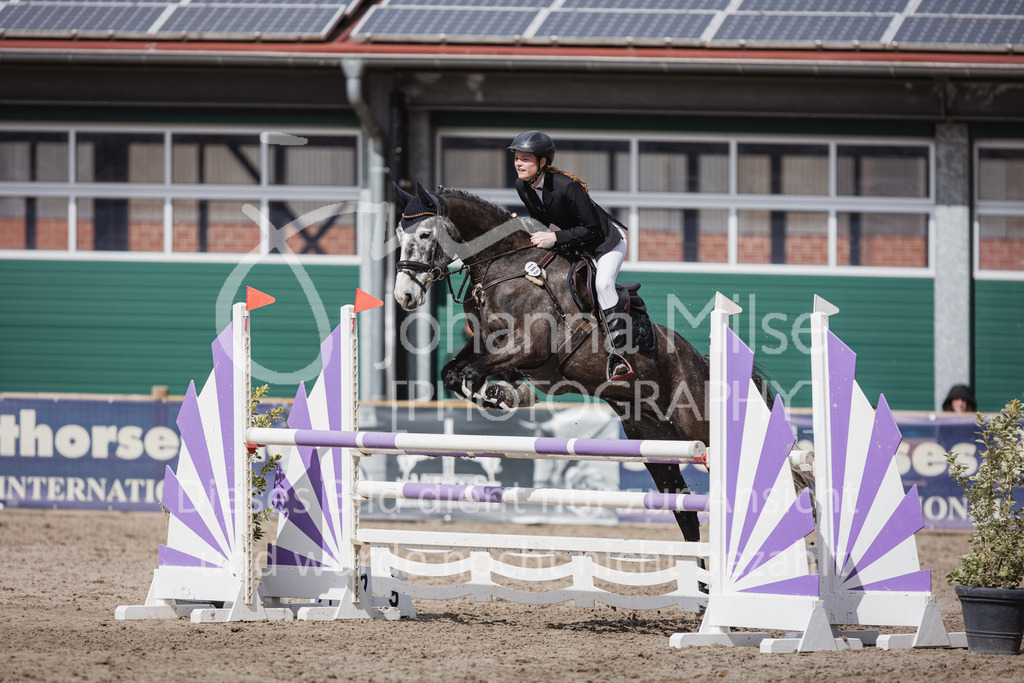 230411_Mühlen_03SprPf-L-359 | Deine schönsten Turniermomente als professionelle Fotos! Entdecke hochwertige Pferdesport-Fotografie im Online-Shop. Jetzt Fotos finden & bestellen!